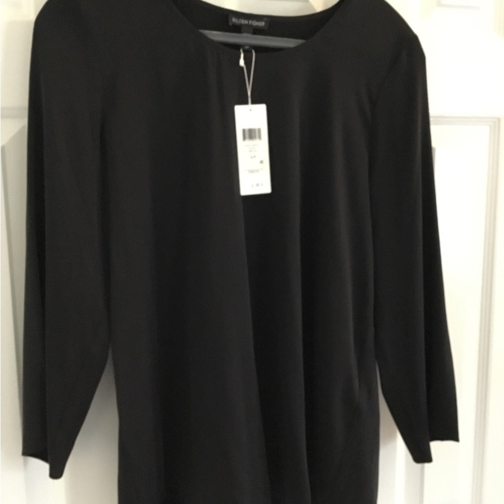 Weekend price drop. Eileen Fisher Silk Charmeuse Blouse